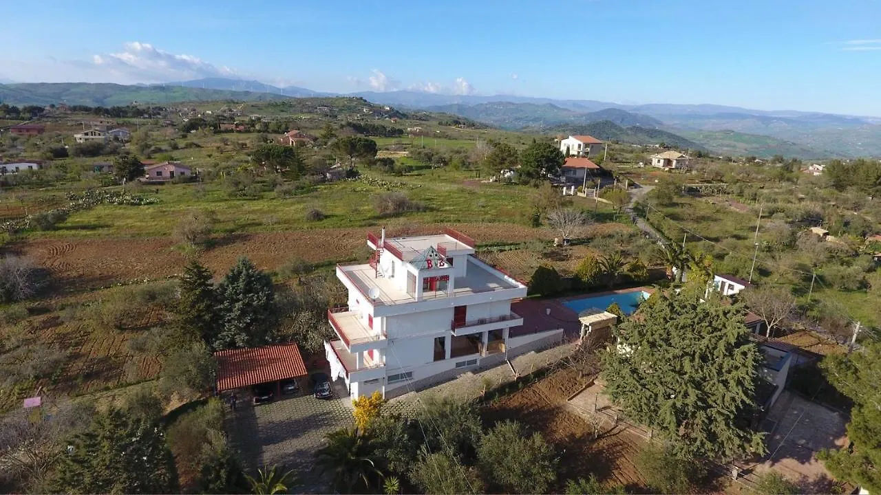 Il Diamante Bed & Breakfast Nissoria 0*,  Italy