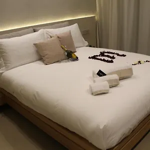 Momoi Bed & Breakfast